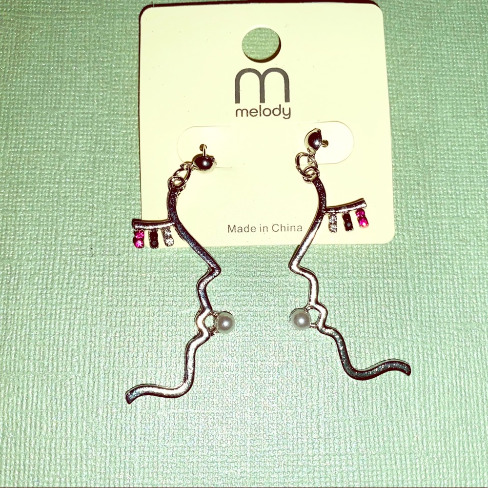 Jewel accent face earrings - Picture 3 of 5